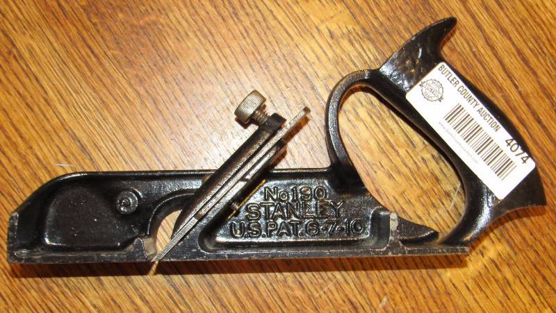 lot 4074 image: Stanley Rabbet Plane - No. 190 - U.S. PAT. 6-7-10 - NICE