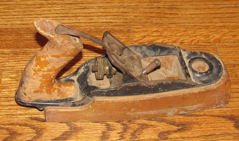 lot 4083 image: Wood Base Plane - no markings - appears to be very old