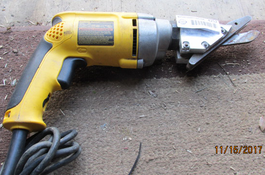 lot 4252 image: Electric DeWalt Shear - Powertool - works