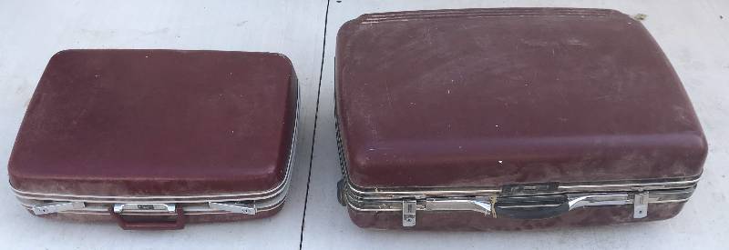 lot 6444 image: Samsonite Luggage Set