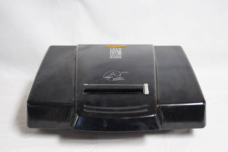 lot 2122 image: George Foreman Black Basic Plate Grill- Works