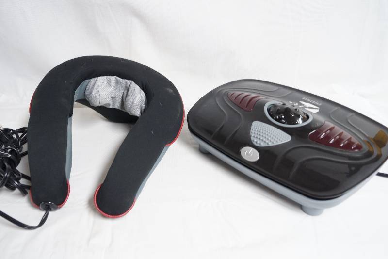 lot 2125 image: HoMedics Vibration Foot Massager with Heat and Neck Massager- Both Work
