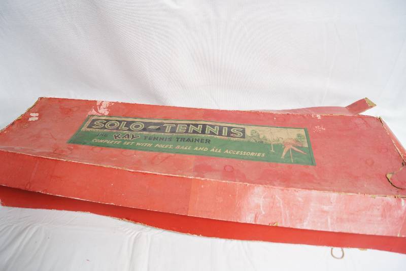 lot 2135 image: Vintage Solo-Tennis Complete Set w Original Box- Very Cool Find