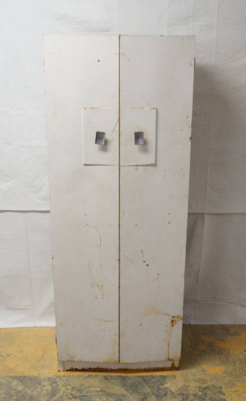 lot 2158 image: White Metal 63 Inch Cabinet w 4 Shelves for Organization