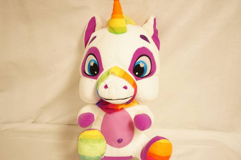 lot 2524 image: Large Plush Unicorn Stuffed Animal - SO cute New without tags - NICE