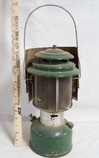 lot 2086 image: Vintage Coleman Lantern Model 220J - Nov 1976 - w Coleman Shield and coffee can modification- Great Lantern in Nice Shape See photos