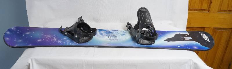 lot 2180 image: RIVA Snow Board - Winter Wolf Design - approx 55 long x 11 wide - COOL