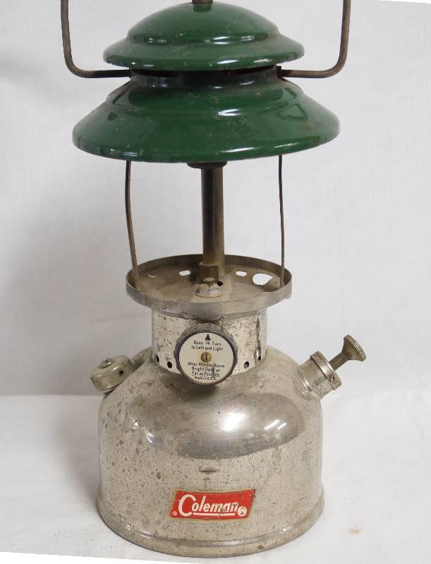 Vintage Coleman Lantern Mfg - October 1963 - Single Mantle