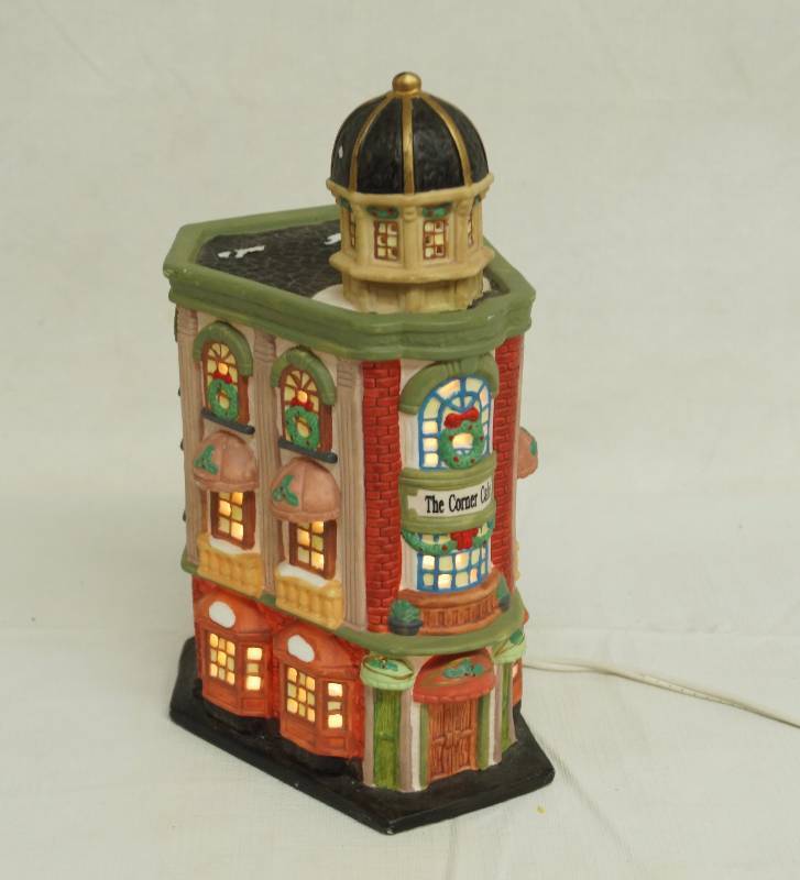 lot 6186 image: Christmas Village Lighted Piece - The Corner Cafe - Limited Edition 1997 - Works