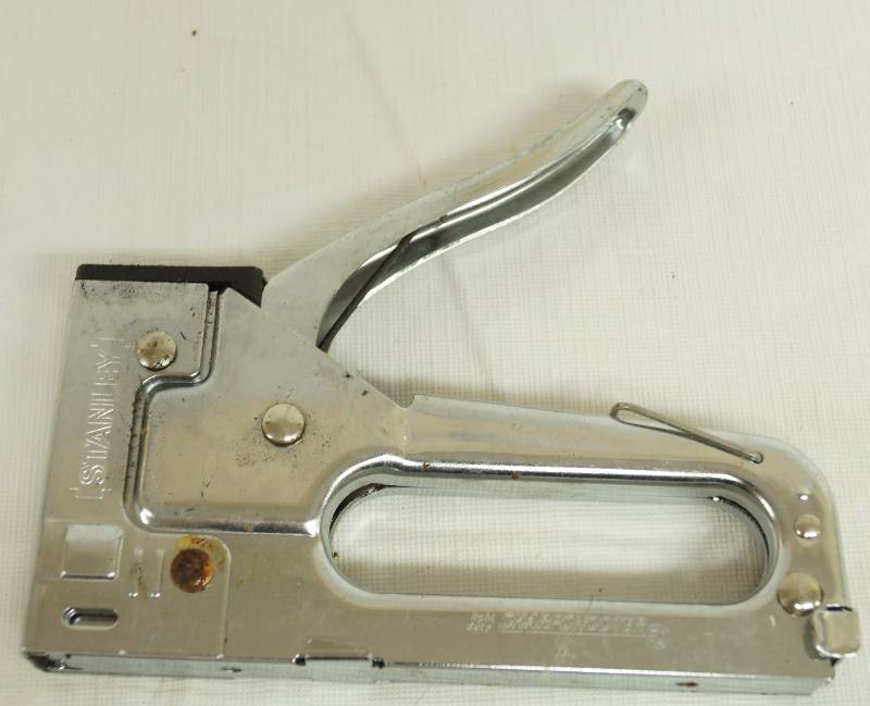 lot 6232 image: Stanley TR45 Staple Gun