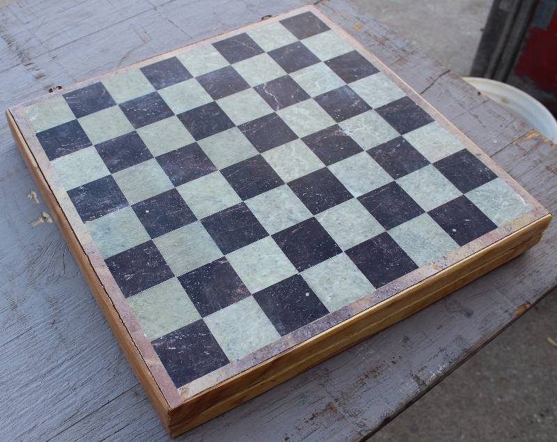 lot 3030 image: Chess Set - Complete w Pieces that store inside the board - some damage on the case - see photos