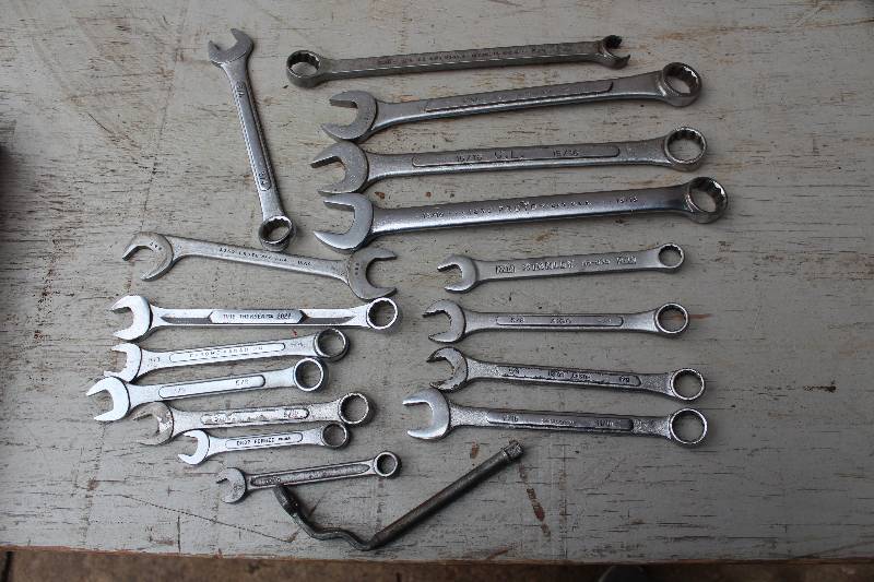 lot 3066 image: Lot of Combination Wrenches - see photo