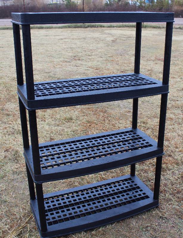 lot 3073 image: Plastic Shelving Unit w 4 Shelves - 36 x 17.5 x 56.5 tall