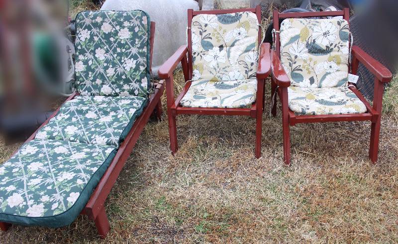 lot 3074 image: Wood Patio Furniture - 3 Pieces - 2 Chairs and 1 Lounger - See Photo