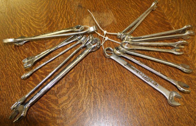 lot 3101 image: 2 Sets Combination Wrenches SAE and Metric - See Photo