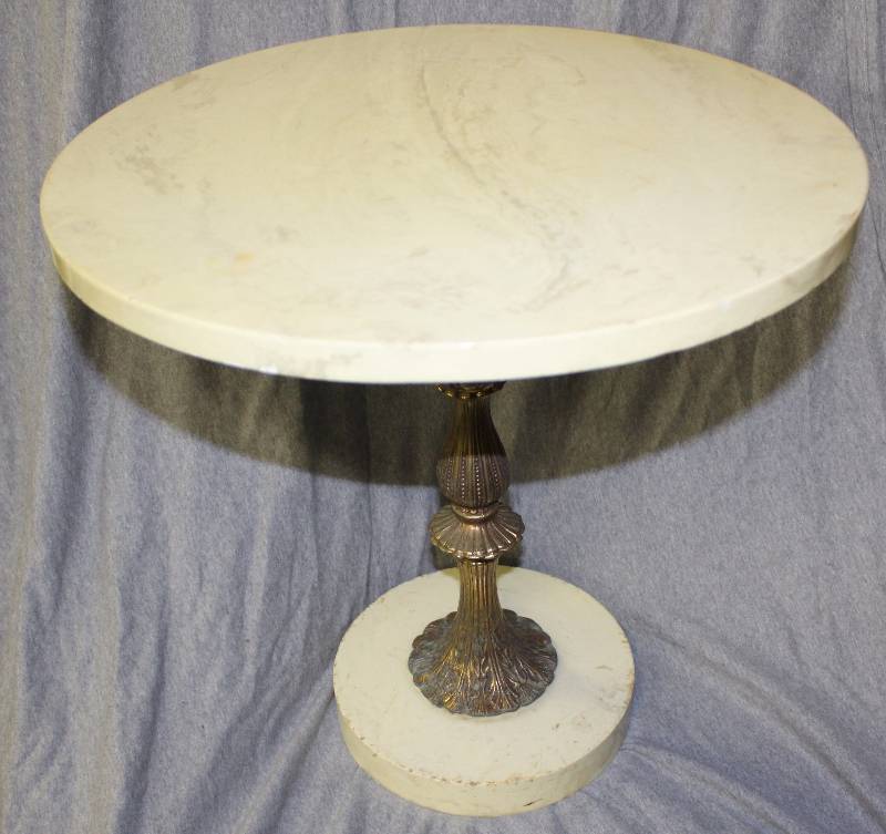 lot 3105 image: Occasional Table 18 diameter and 18 tall