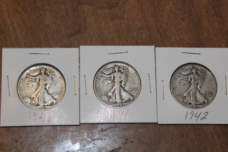 lot 3127 image: Lot of 3 Walking Liberty Half Dollar Silver - 1940, 1941, 1942