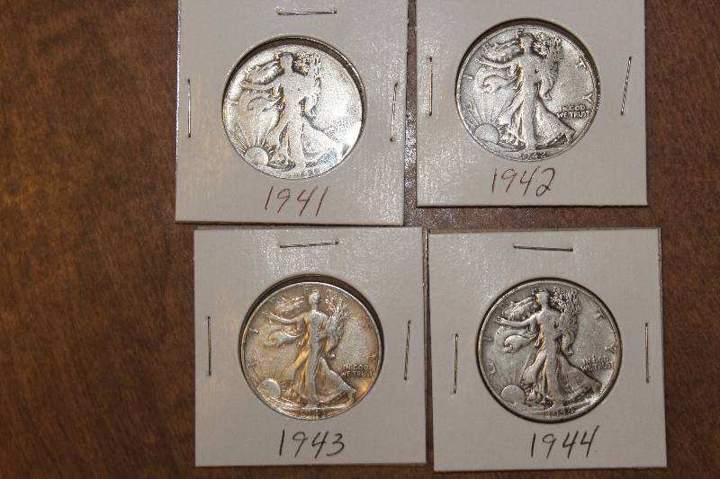 lot 3129 image: Lot of 4  Walking Liberty Half Dollar Silver 1941, 1942, 1943, 1944