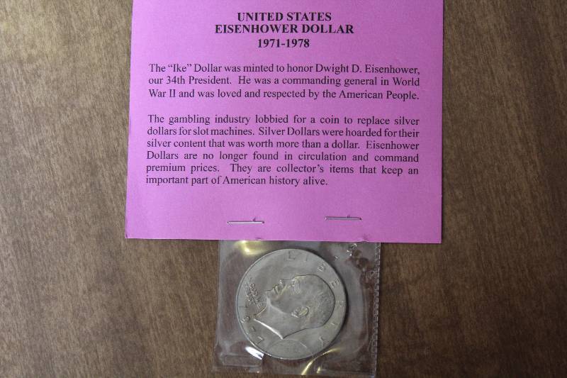 lot 3160 image: 1977 Eisenhower Dollar Coin