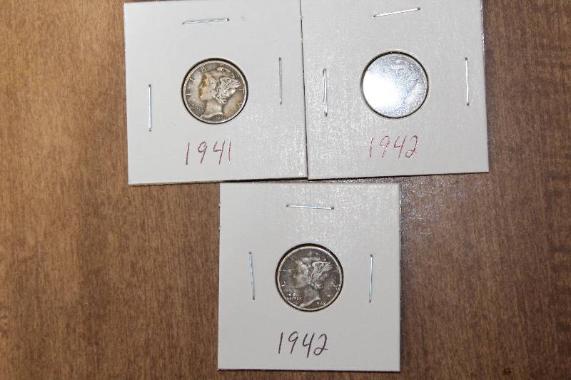 lot 3163 image: Lot of 3 - Mercury Dimes - 1941, 2-1942  - Silver