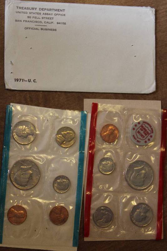lot 3180 image: 1971 Uncirculated Mint Coin Set