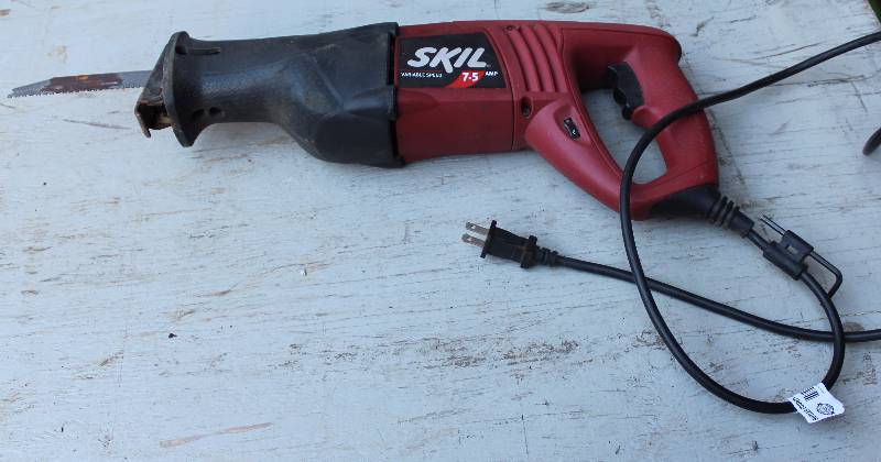 lot 3154 image: Skil Reciprocating Saw - Works