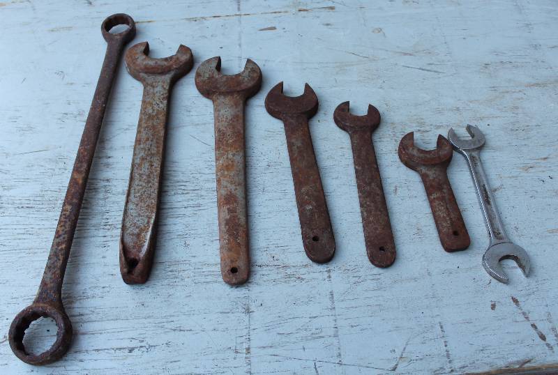 lot 3157 image: Lot of 7 wrenches - see photo