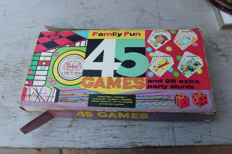 lot 3175 image: Vintage Family Fun Game Set - (box damaged. Unknown if complete)