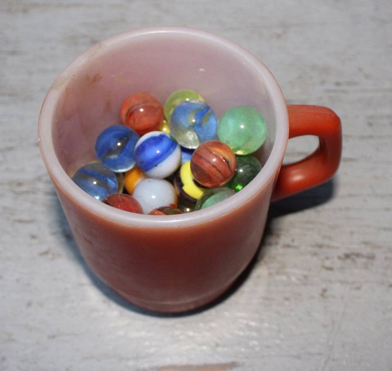 lot 3197 image: Fire-King Mug w marbles - See Photos