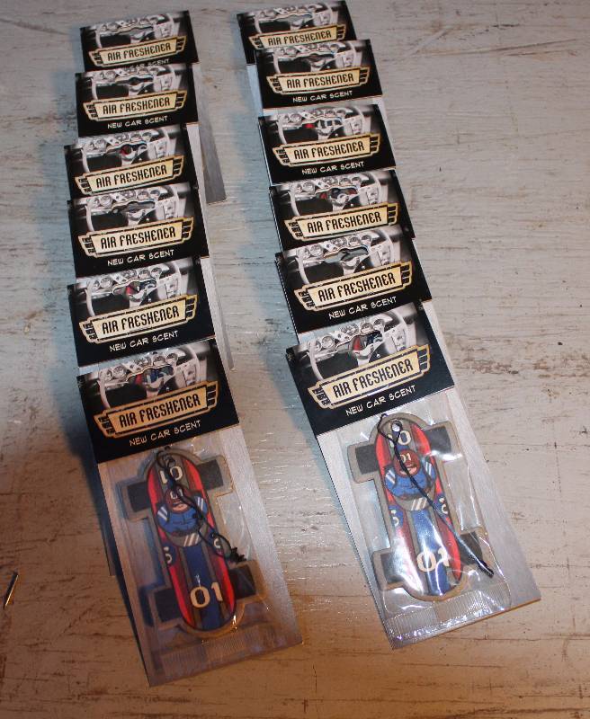 lot 3198 image: Lot of 12 Car Fresheners