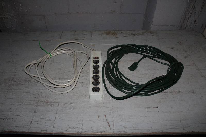 lot 3201 image: Green Extension Cord and Surge Protector