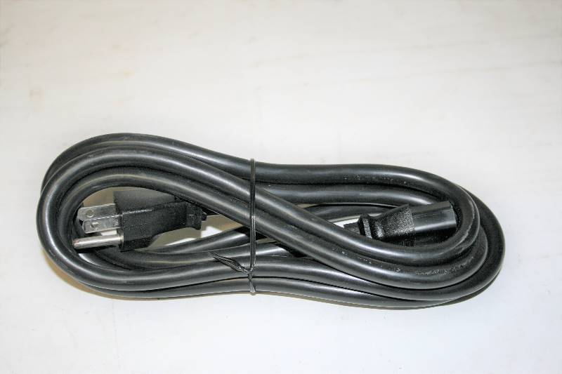 lot 446 image: LOT OF 3 WELL SHIN TYPE SJT 105 C 3X2.08MM 2 (14AWG)FT2 300V LL57855 POWER CORD