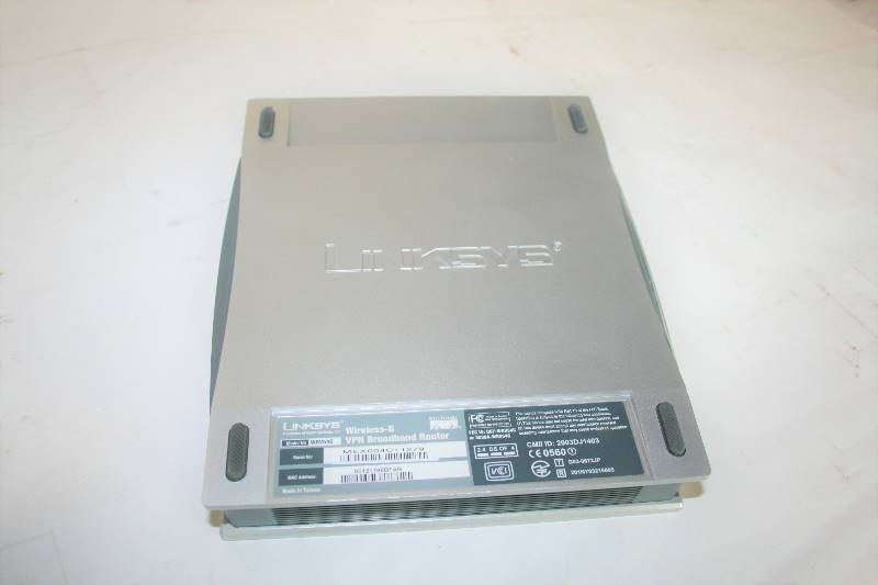 lot 495 image: 4-P LINKSYS WIRELESS VPN ROUTE MODEL WRV54G