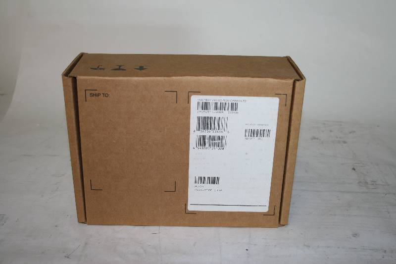 lot 504 image: MULTIBAY 24X CD-ROM CARBONITE