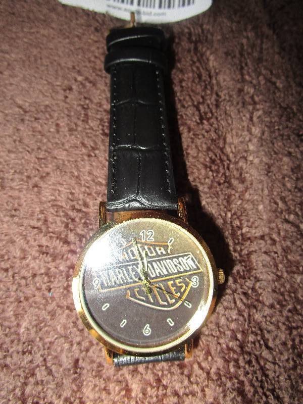 lot 264 image: Harley Davidson Watch