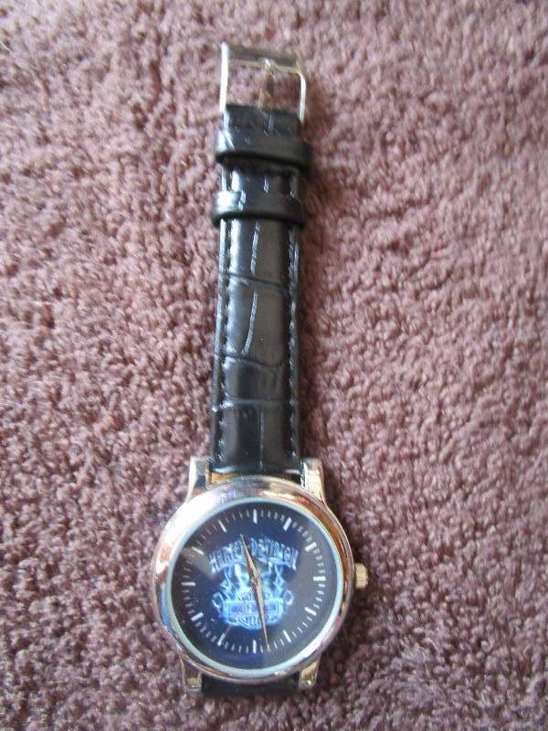 lot 270 image: Harley Davidson Watch
