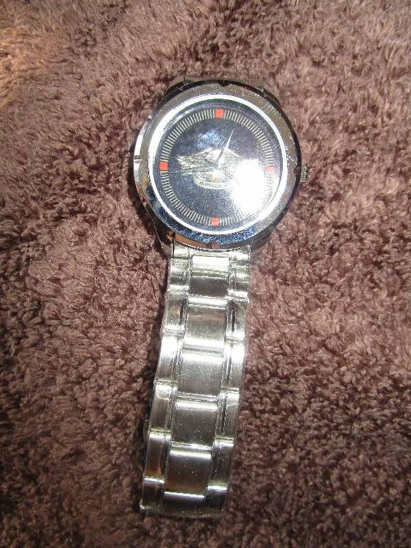 lot 271 image: Harley Davidson Watch