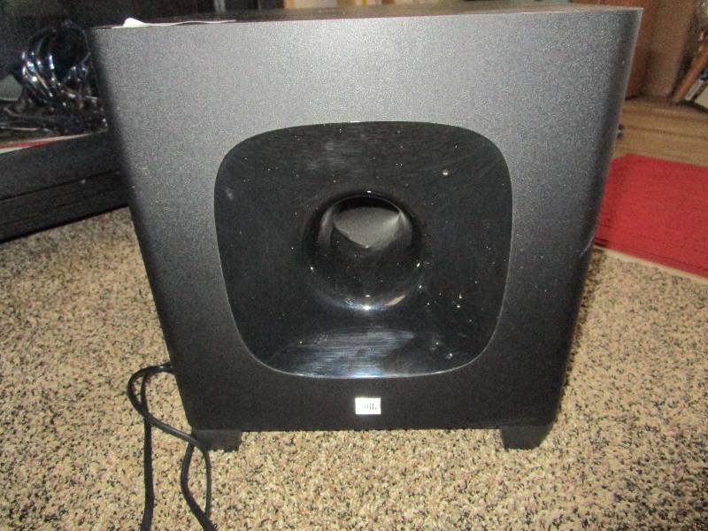lot 286 image: Subwoofer