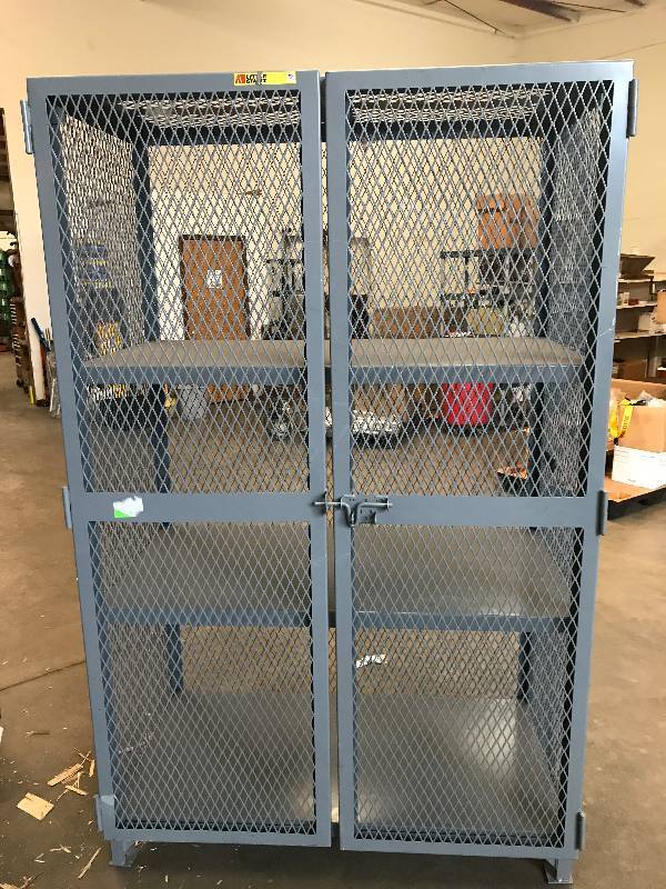 lot 110 image: UNUSED - LITTLE GIANT STORAGE LOCKER
