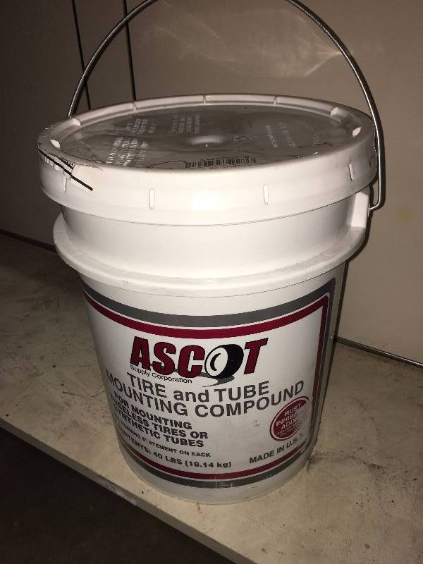 lot 196 image: ASCOT TIRE & TUBE MOUNTING COMPOUND