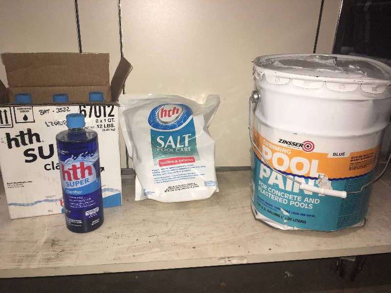 lot 166 image: LOT OF POOL SUPPLIES