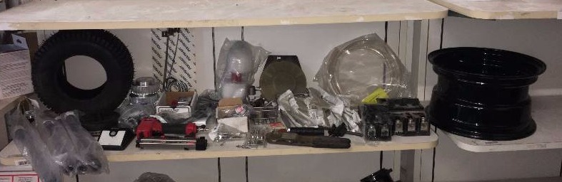 lot 128 image: LOT OF MISC. TOOLS, COMPONENTS AND HARDWARE