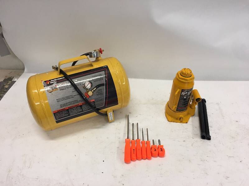 lot 137 image: AIR TANK, BOTTLE JACK AND SCREWDRIVERS