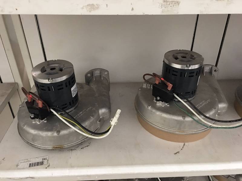 lot 143 image: LOT OF 2 JAKEL BLOWER MOTORS