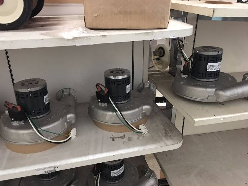 lot 144 image: LOT OF 3 JAKEL BLOWER MOTORS