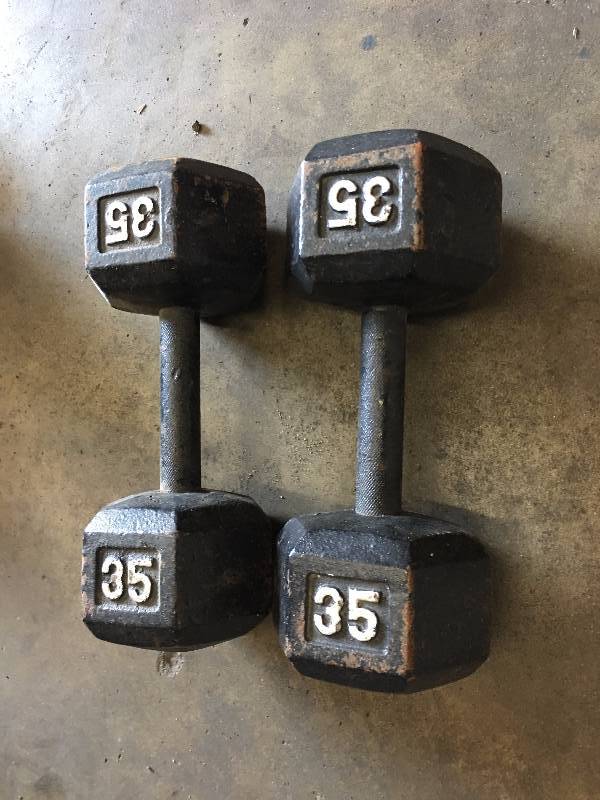lot 210 image: 2 QTY 35LB DUMBBELLS