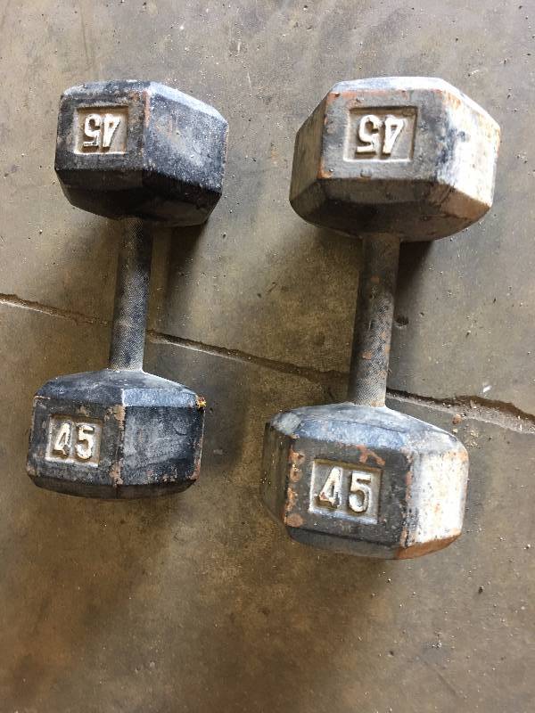 lot 212 image: 2 QTY 45LB DUMBBELL