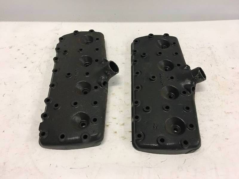 lot 218 image: 59AB FORD FLATHEAD V8 HEADS LEFT AND RIGHT SIDE