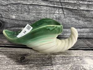lot 34 image: Vintage regal cornucopia pottery, green and white