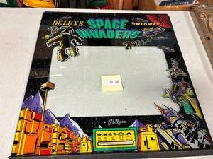 lot 57 image: original vintage arcade SPACE INVADERS glass plexi art PANEL Midway Taito screen